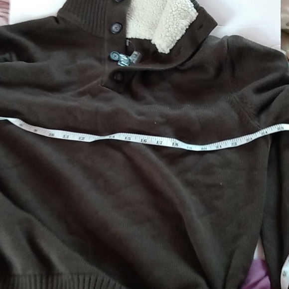 Old Navy cotton Brown sweater with Sherpa lining - Picture 8 of 8